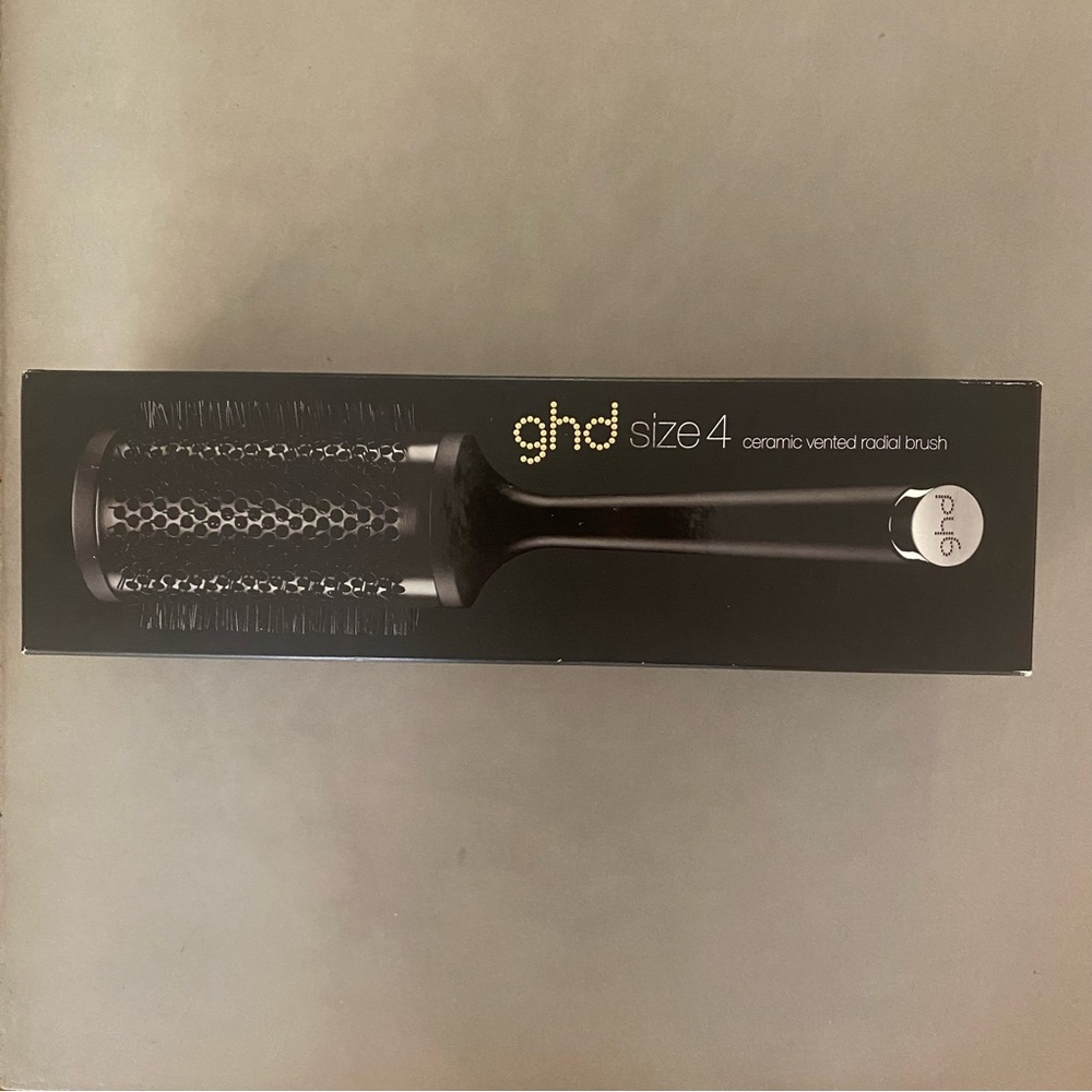 GHD Size 4 Ceramic Vented Radial Brush